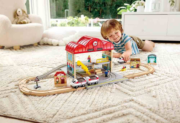 Portable Train Station Set