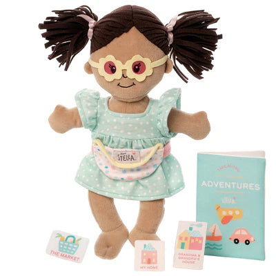 Love, Stella Travel Adventures by Manhattan Toy Company - detail view