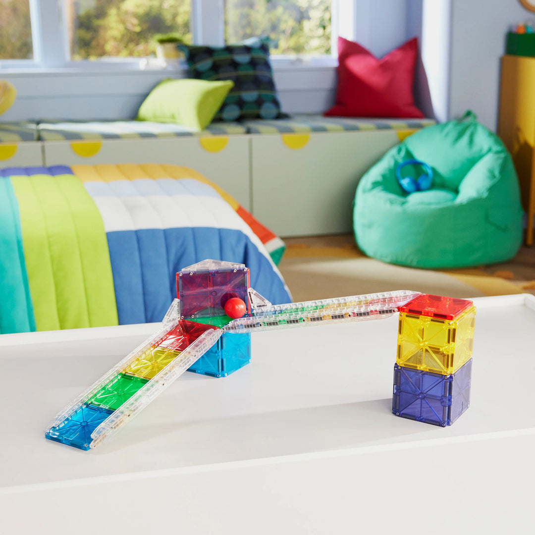 Rail Pack by Magna-Tiles - close-up detail