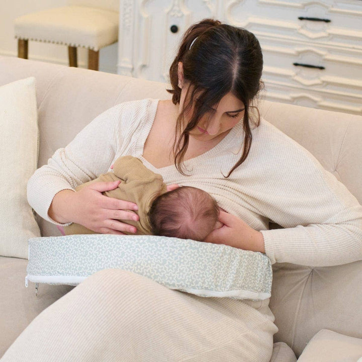 Basic Nursing Pillow: Flowery Meadow
