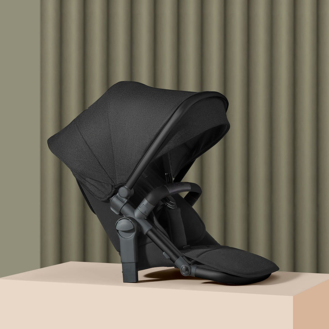 Silver Cross Wave Tandem Seat with Sustainable Fabrics - detail view 3