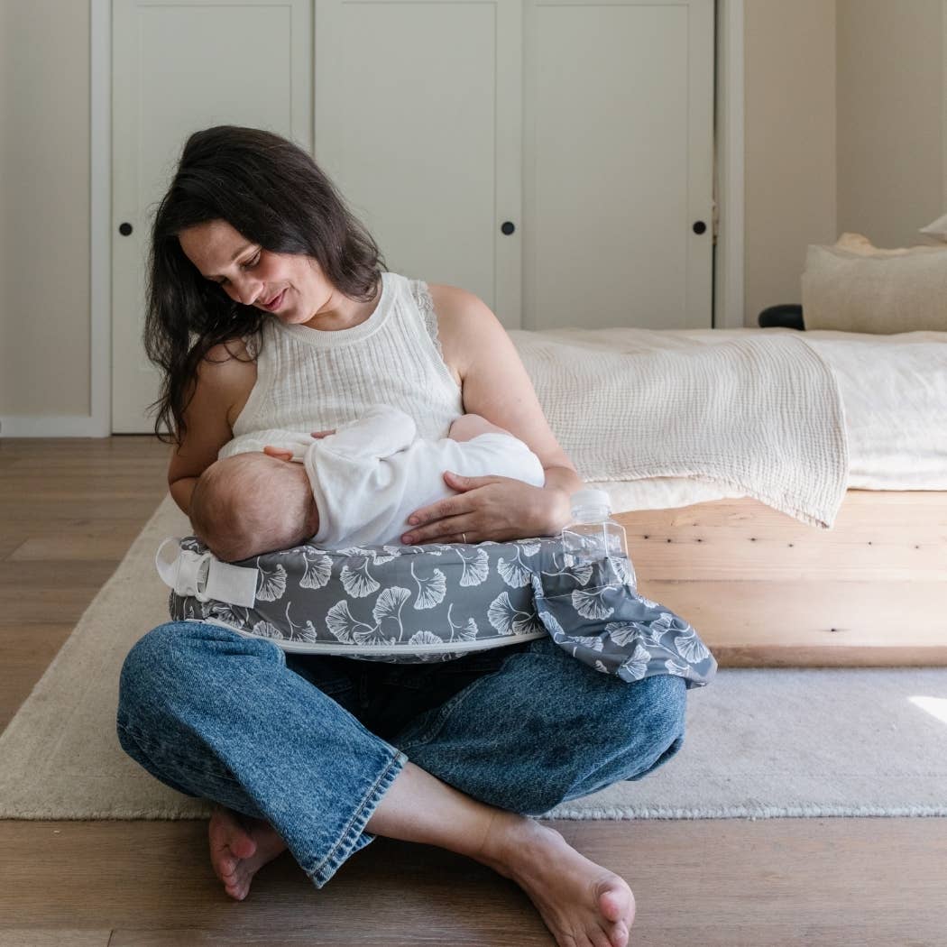 My Brest Friend Original Nursing Pillow: Grey/White Flowing Fans