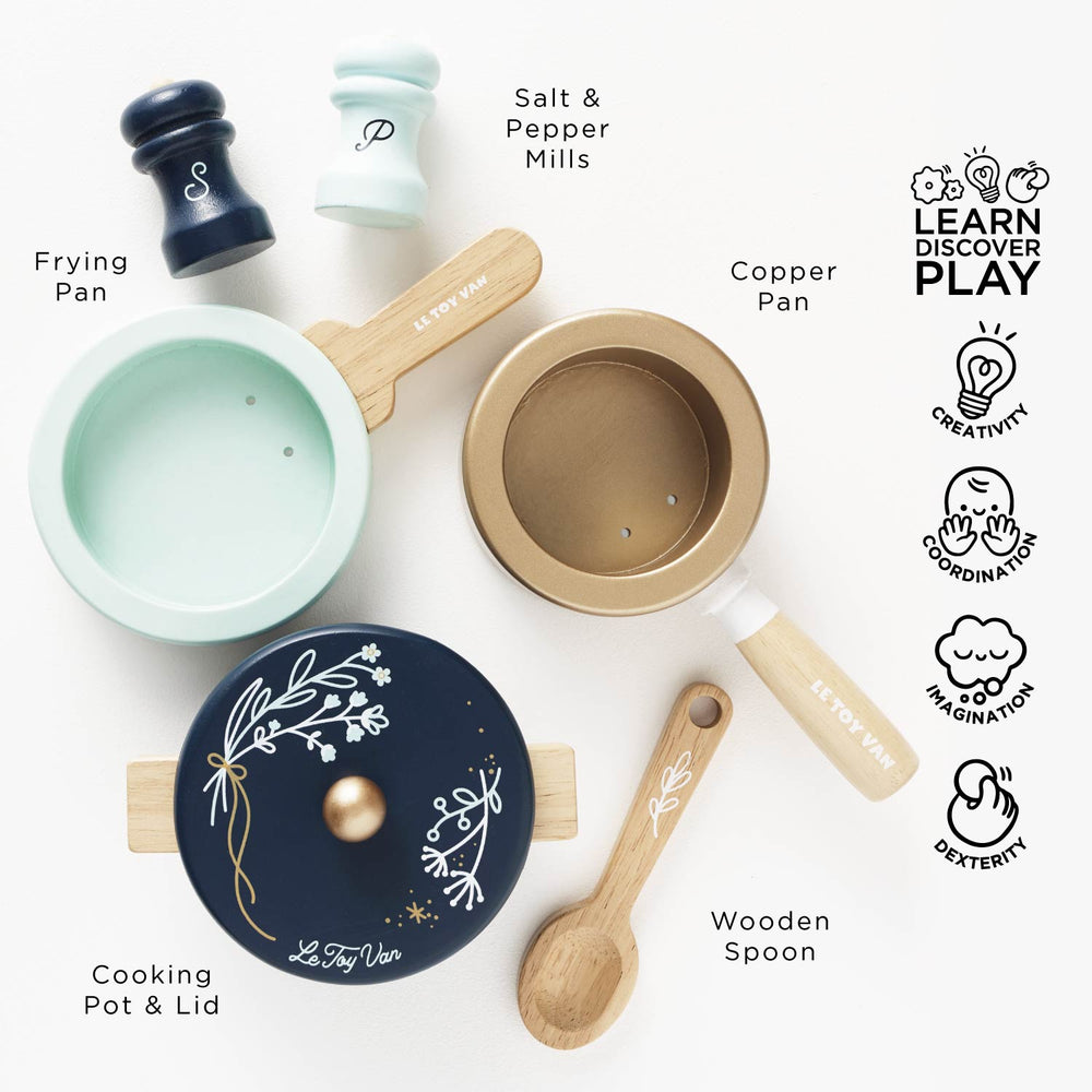 Pots & Pans Kitchen Accessories by Le Toy Van, Inc. - back view