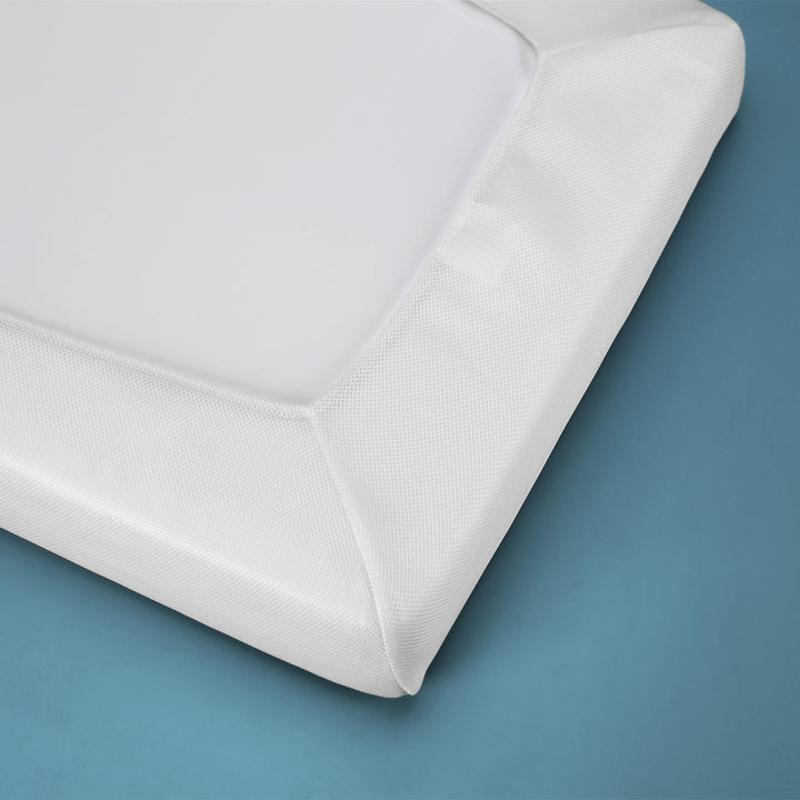 Moonlight Little Dreamer Breathe-Thru Crib Mattress Cover by Moonlight Slumber - close-up detail