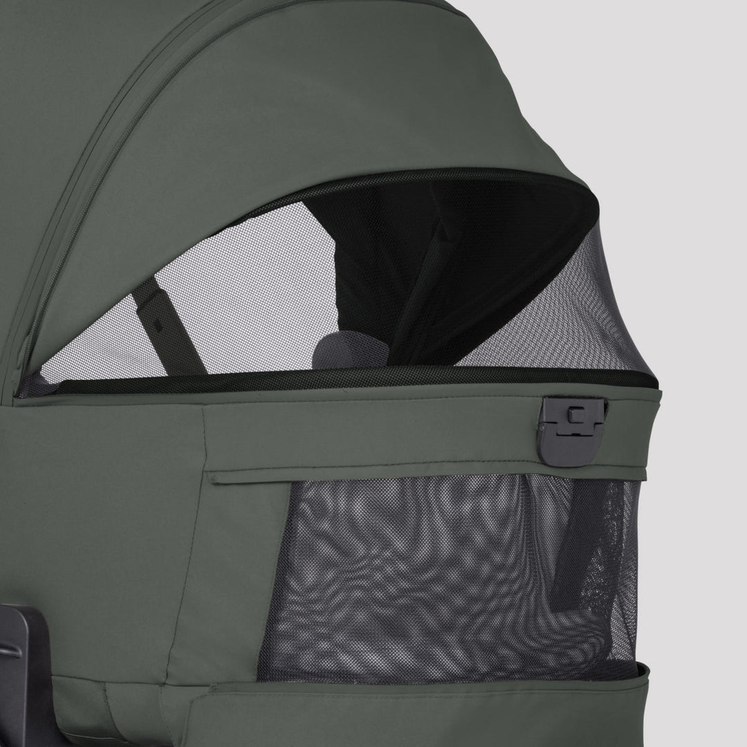 Silver Cross Breez Compact Bassinet - product view 19