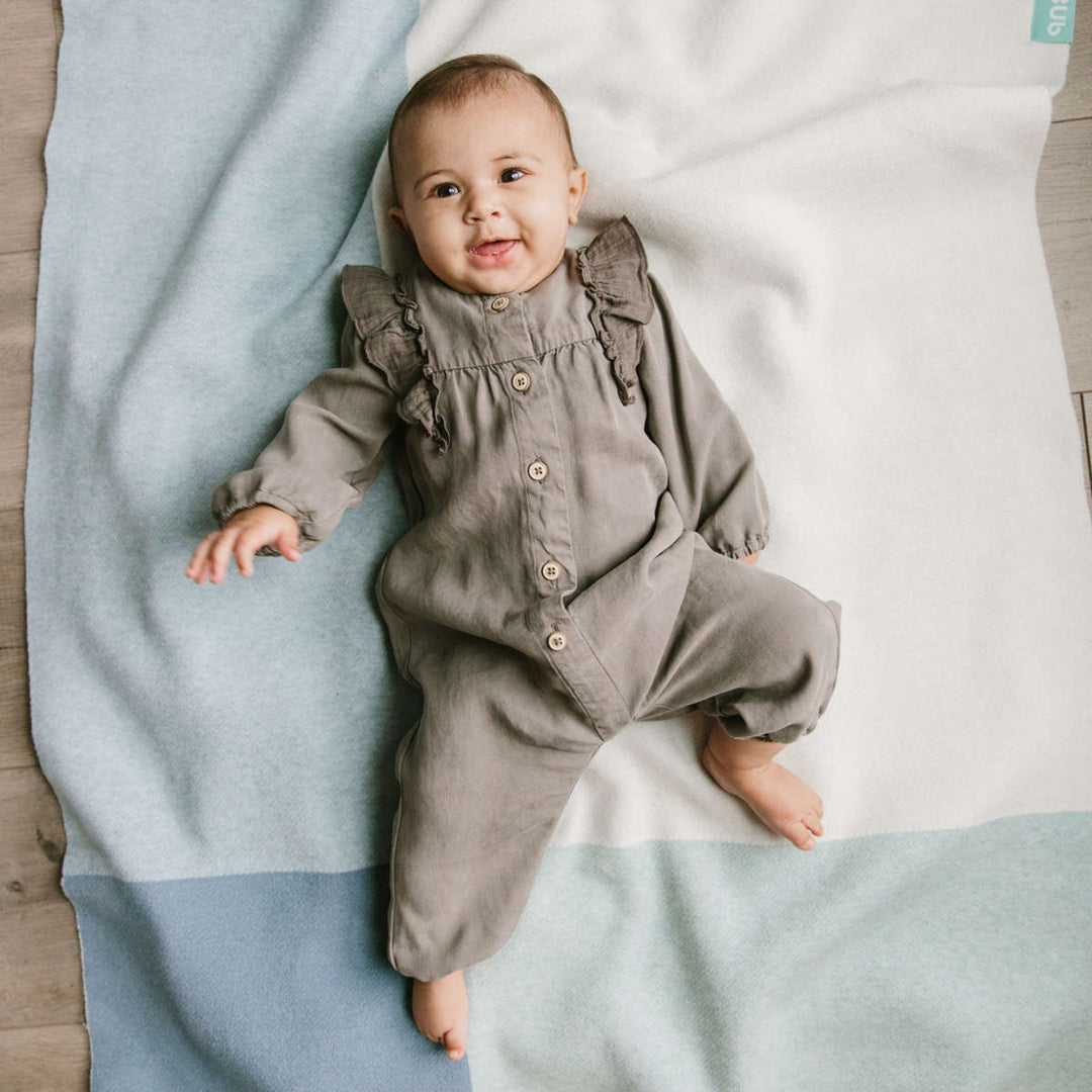 UPPAbaby Knit Blanket - lifestyle view