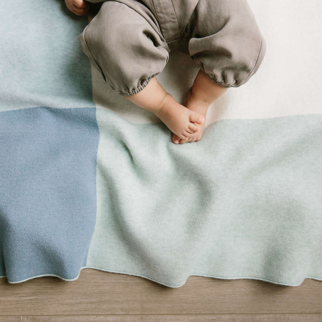 UPPAbaby Knit Blanket - close-up detail