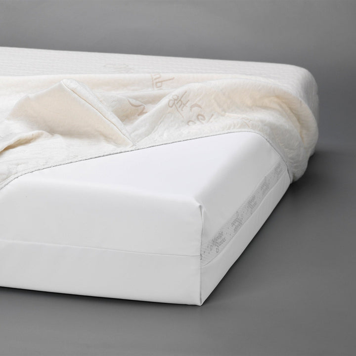 Moonlight Little Dreamer Deluxe Twin/Full Mattress by Moonlight Slumber - detail view