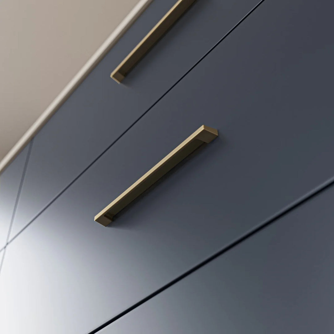 New York Double Dresser