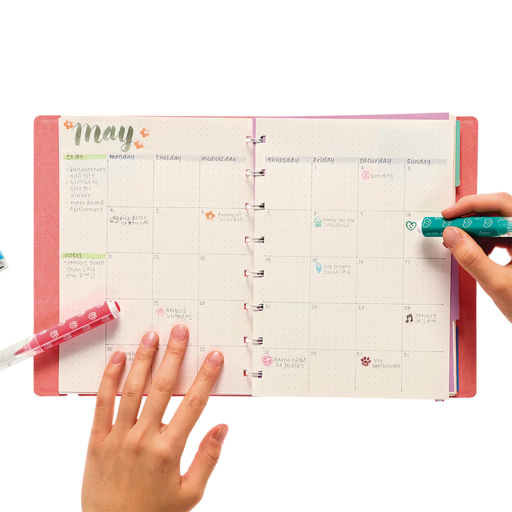 Stampables: Double-Ended Brush and Stamp Markers