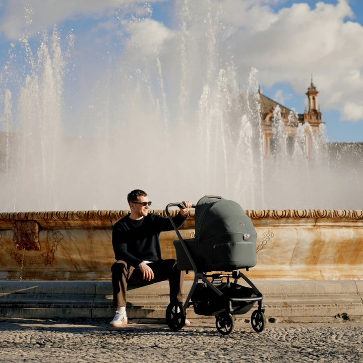 Silver Cross Breez Mid-Size Compact Stroller - product view 6