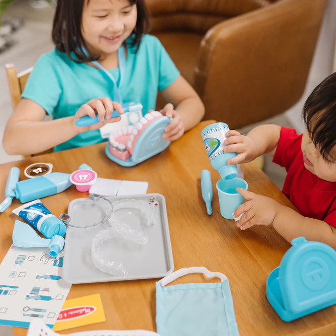 Super Smile Dentist Play Set by Melissa & Doug - back view