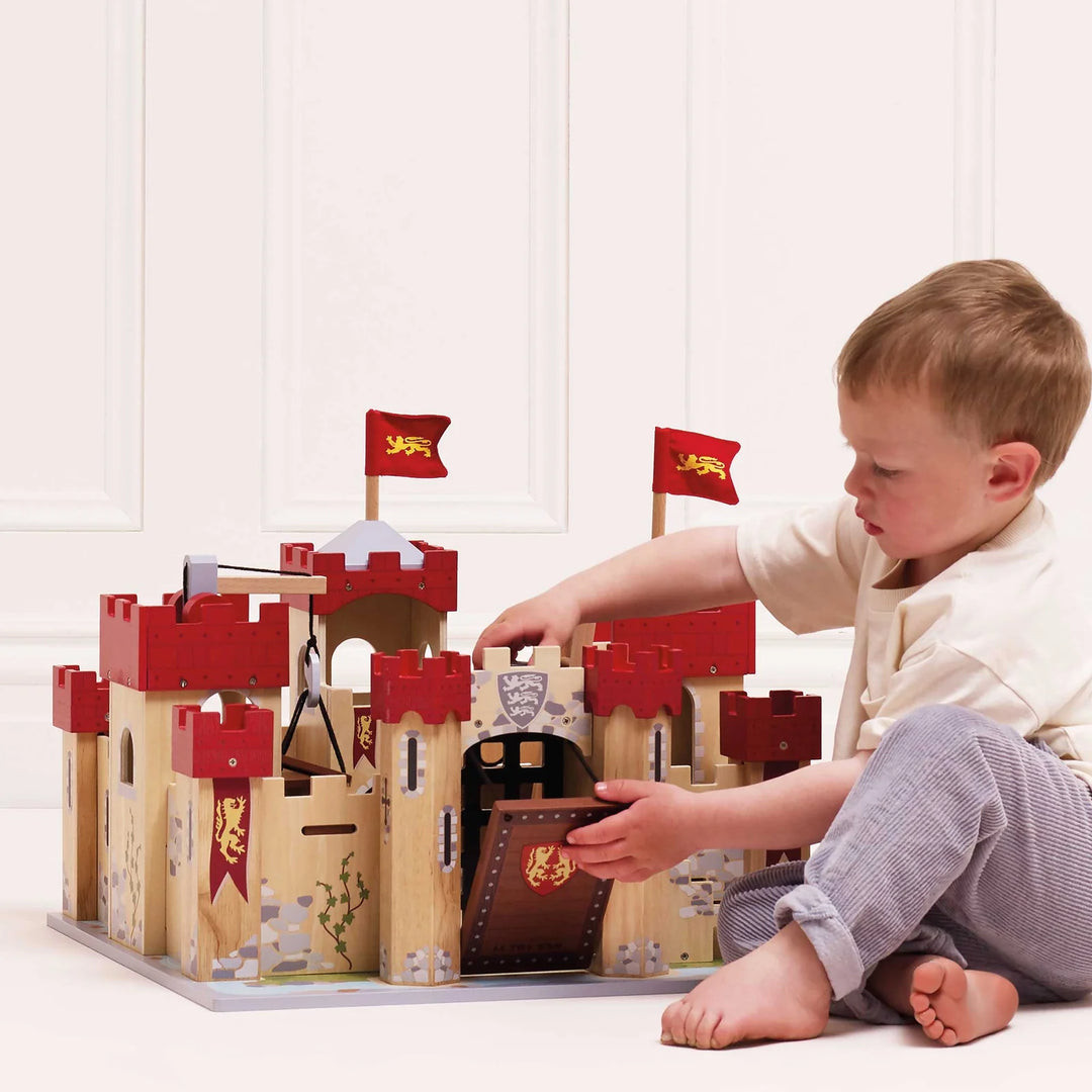 Lionheart Wooden Castle by Le Toy Van - product view 9