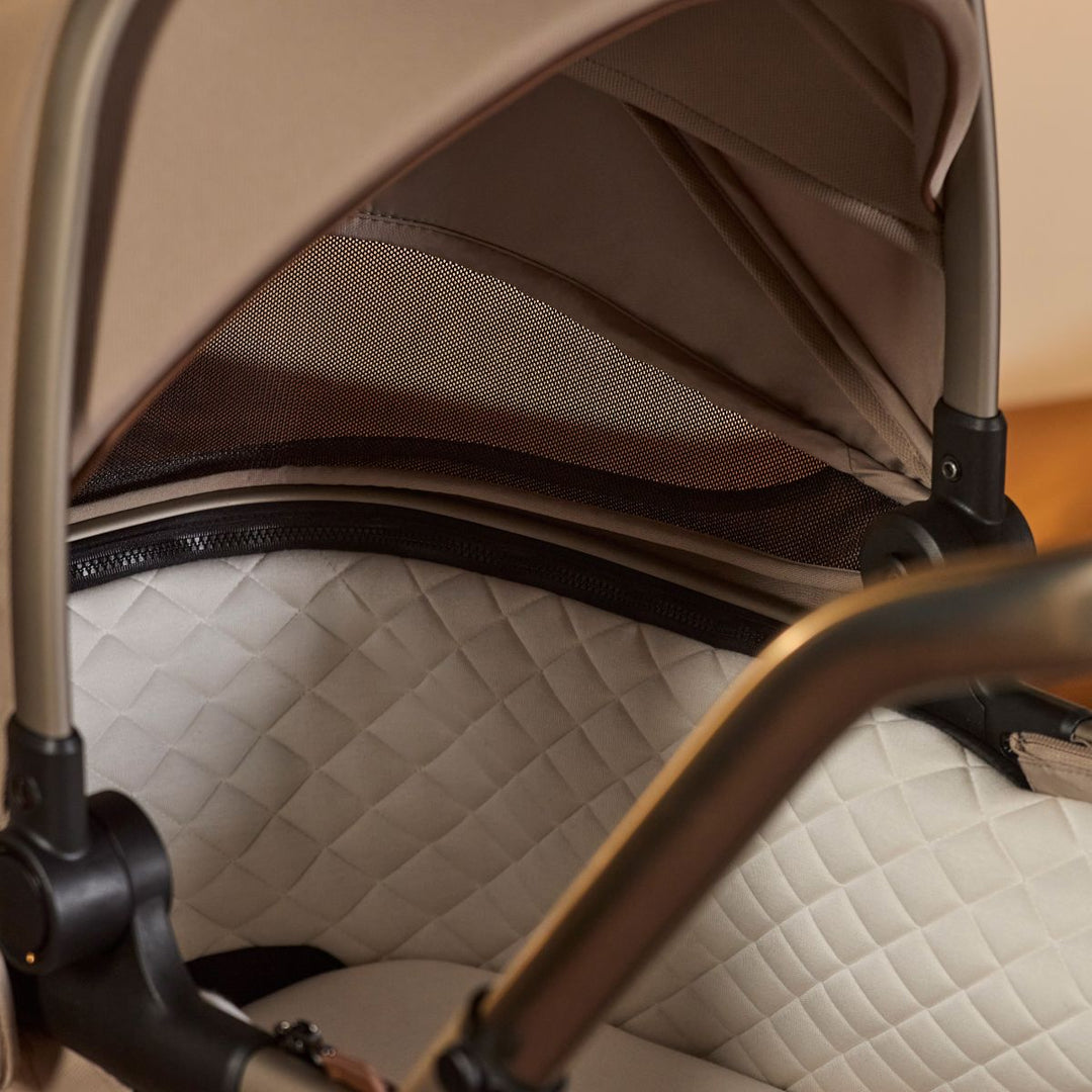 Silver Cross Reef 2 First Bed Folding Bassinet