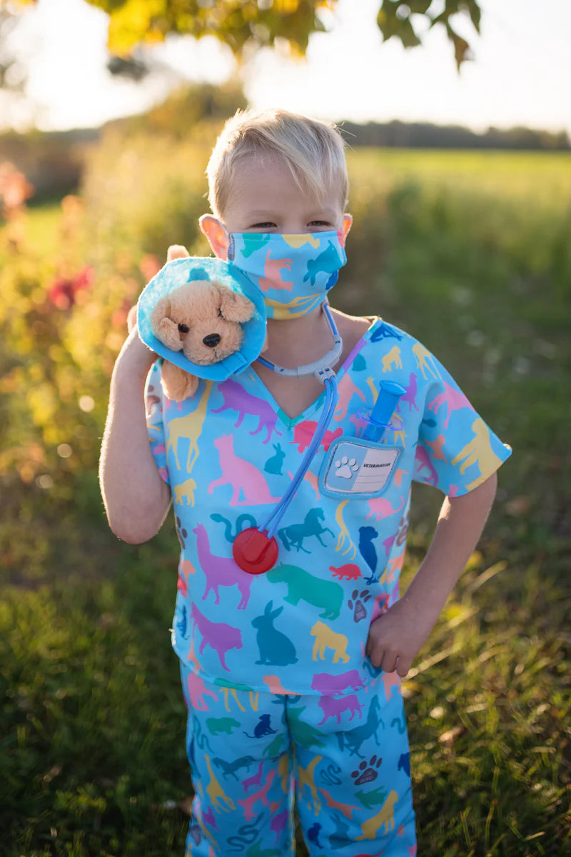 Veterinarian Scrubs with Accessories by Great Pretenders - alternate view